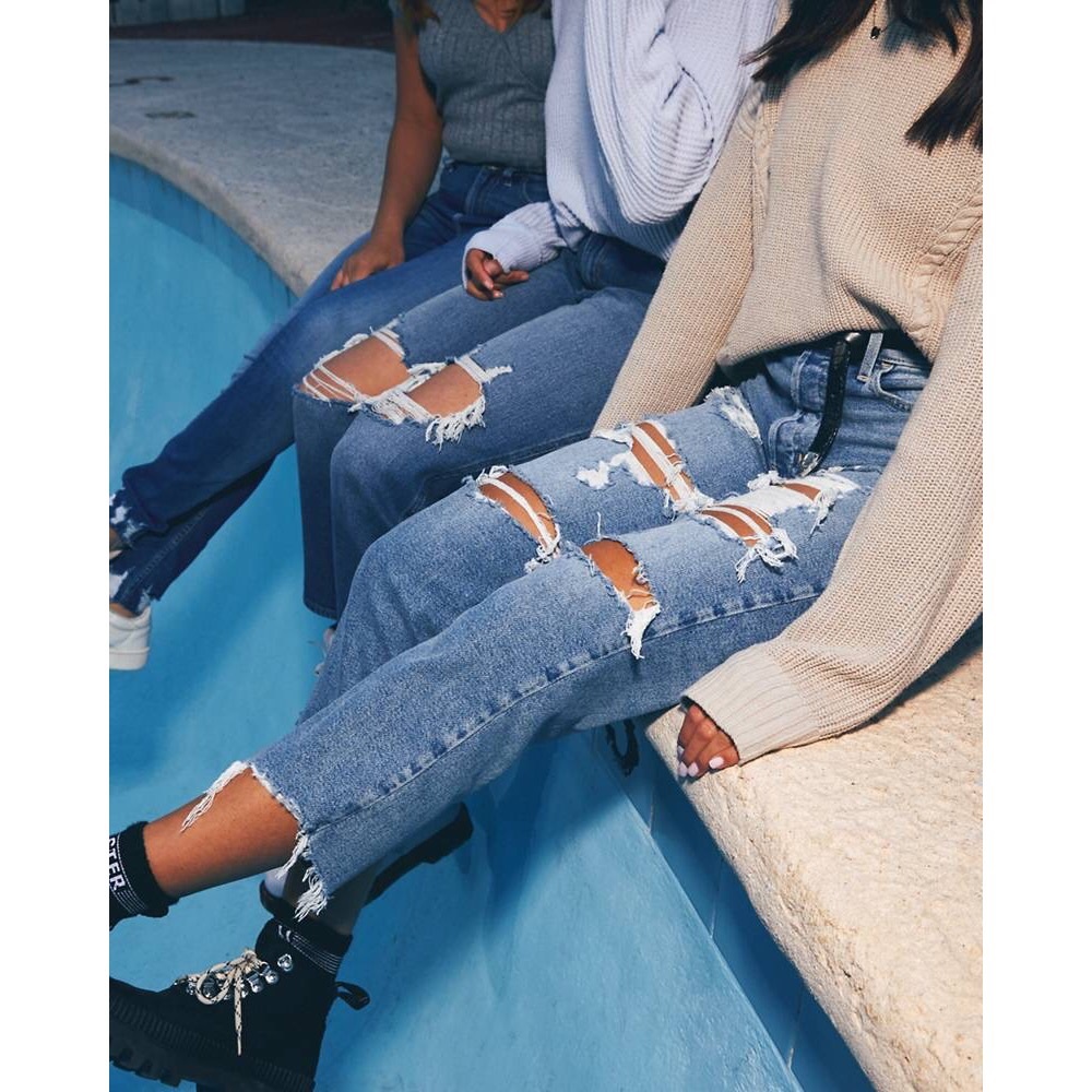 Hollister High-Rise Crop Slim Straight Jeans - Picture 2 of 5